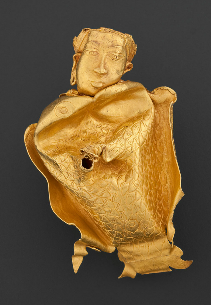 Kinnari. Surigao. Ca. 10th&ndash;13th century. Gold. H. 4 &frac34; x W. 2 15/16 in. (12 x 7.5 cm). Ayala Museum, 81.5189. Photography by Neal Oshima; Image courtesy of Ayala Museum